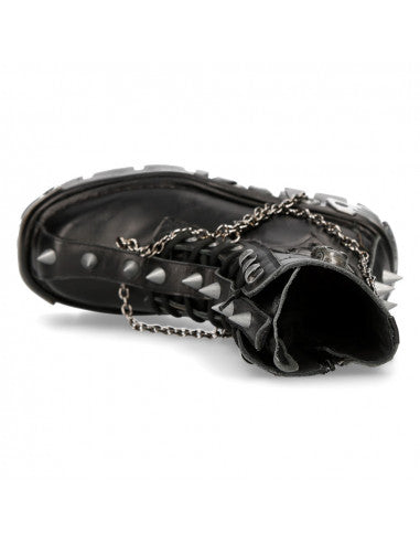 Stegosaurus Spiked Combat Boots M-141-C2 Punk Chain Details