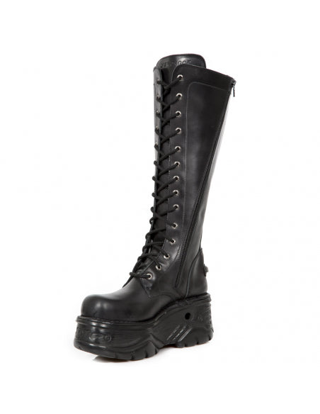 Boot M-235-C3 Classic Punk Lace-Up Platform Boot with lace through sole