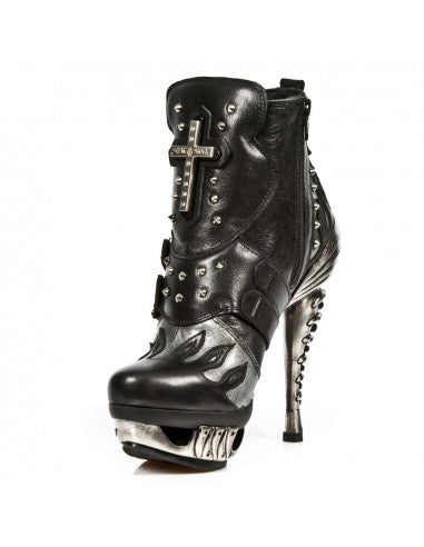 Metal Heel Spikes and a Cross ANKLE BOOT PUNK