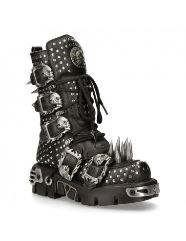 HellTrek Boot M-1535-S1 Completely Studded with Large Spikes and Flaming Skull Buckles