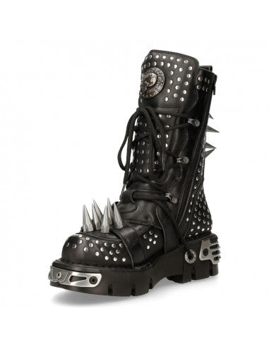 HellTrek Boot M-1535-S1 Completely Studded with Large Spikes and Flaming Skull Buckles