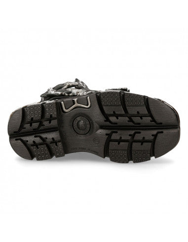 HellTrek Boot M-1535-S1 Completely Studded with Large Spikes and Flaming Skull Buckles